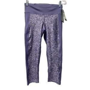 NWT‎ Under Armour Heat Gear Compression Capri Leggings Lavender Small